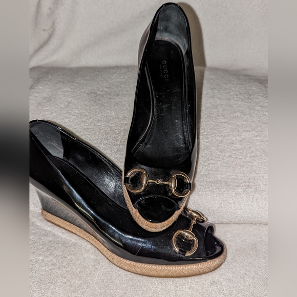 Gucci Horsebit wedges platform prep toe pumps. Size 39 - Picture 3 of 11